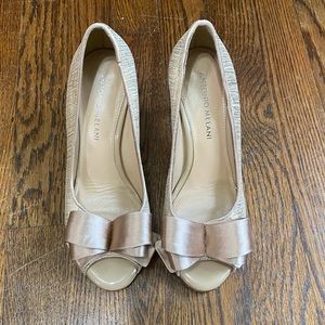 Antonio Melani Gold Mauve Peep Toe Heels